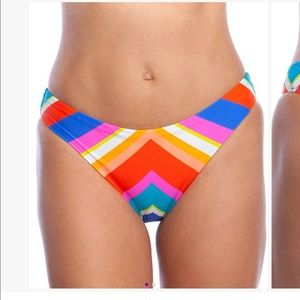 NWT Trina Turk Chevron Sunset Bikini bottom